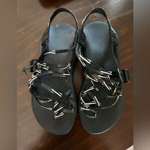 Women’s Chacos - size 7. Worn once.